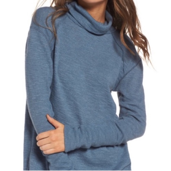 Free People Split Back Turtleneck Top in Blue Small - Picture 3 of 8